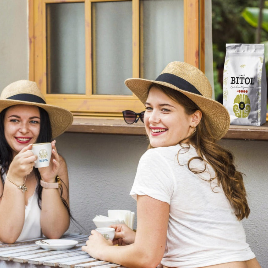 Costa Rica Mujeres Honey